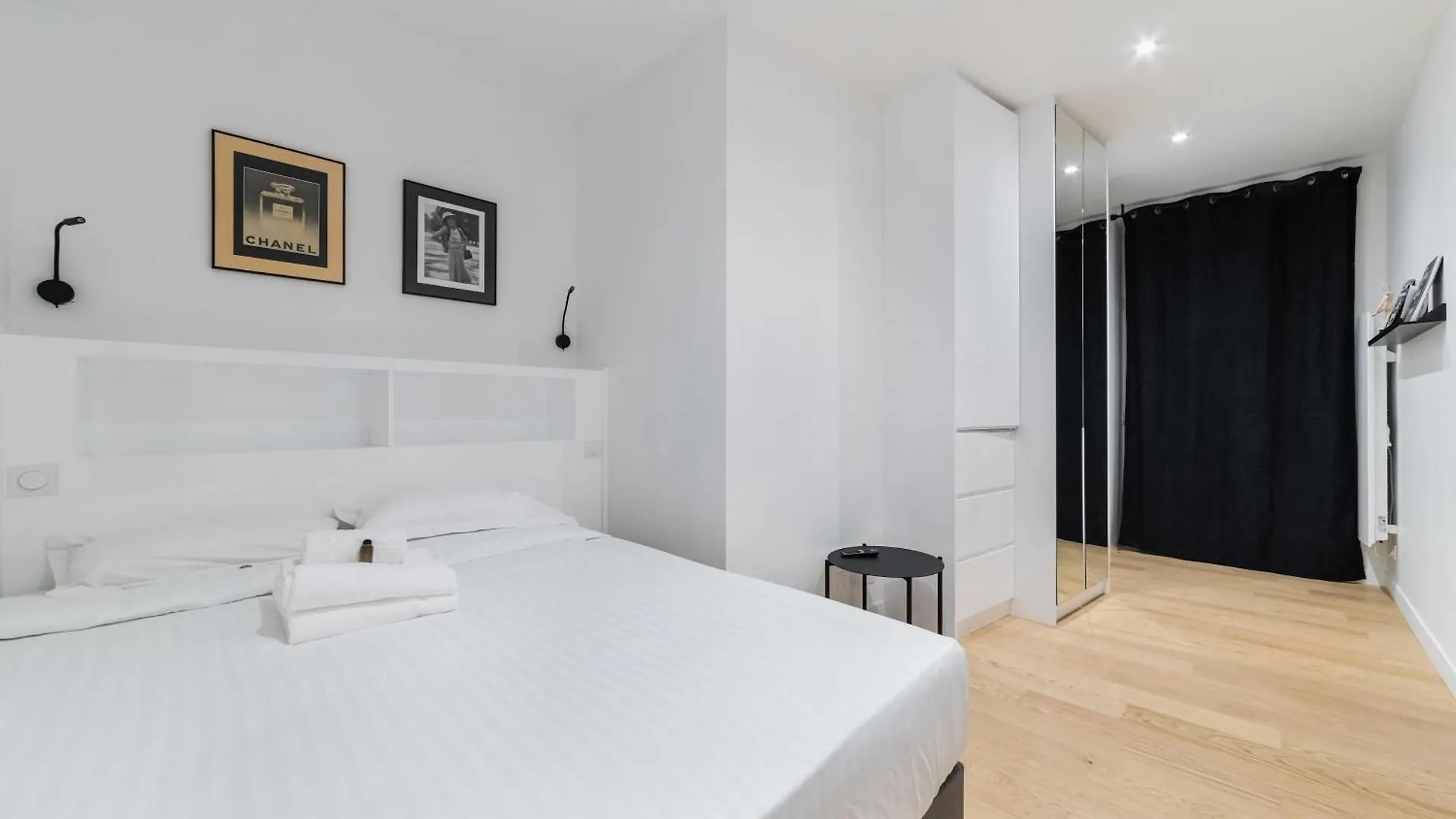Apartment Appartement Proche Metro Et Montmartre - Paris 18 - 4P France