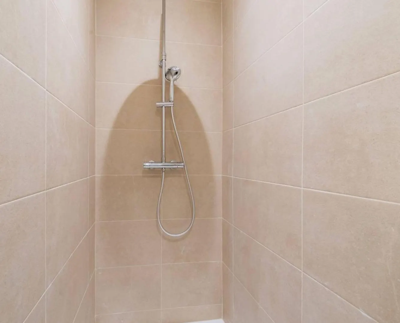 Appartement Proche Metro Et Montmartre - Paris 18 - 4P
