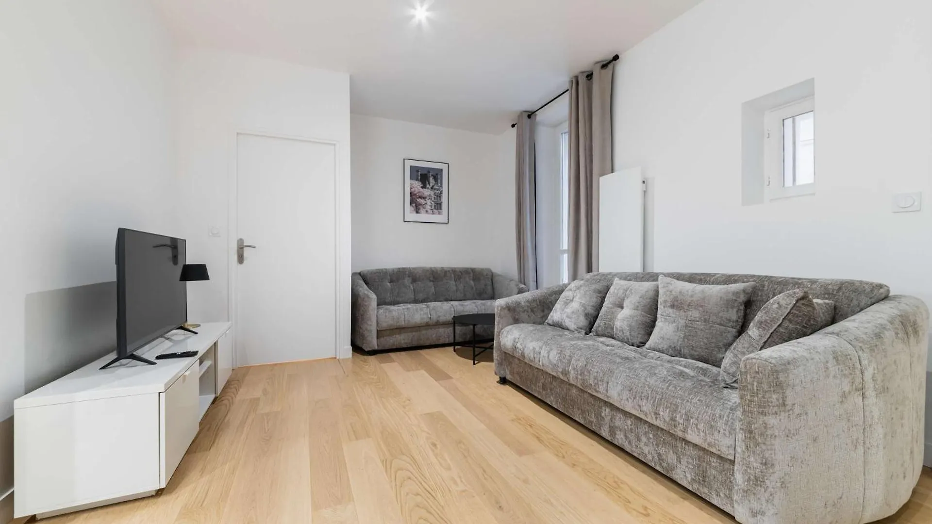 Appartement Proche Metro Et Montmartre - Paris 18 - 4P Apartman